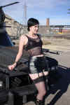 amber_hood_6.jpg (333341 bytes)